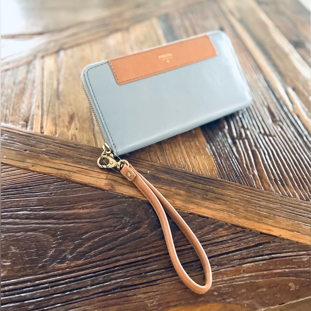 Fossil Wallet Clutch Wristlet Smokey Blue NWT